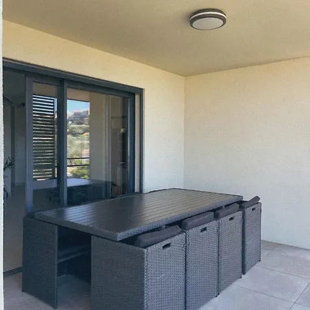 Spacieux 6 Personnes Sur Le Vieux Port * Porto Vecchio