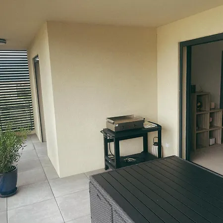 Appartement Moderne 3 Spacieuses Sur Le Port De Porto-vecchio Avec Vue