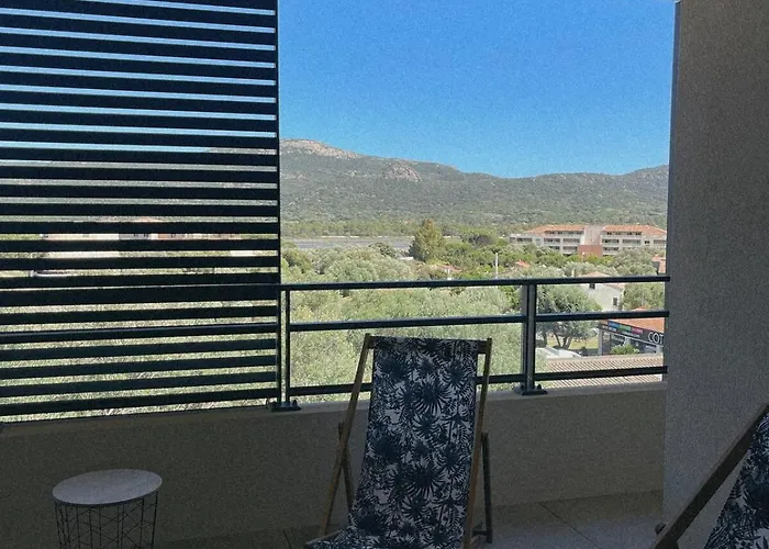 Appartement Moderne 3 Spacieuses Sur Le Port De Porto-vecchio Avec Vue