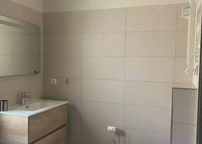 Moderne 3 Spacieuses Sur Le Port De Porto-vecchio Avec Vue Appartement *