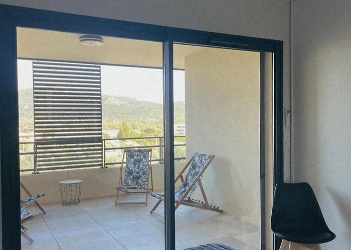 Moderne 3 Spacieuses Sur Le Port De Porto-vecchio Avec Vue